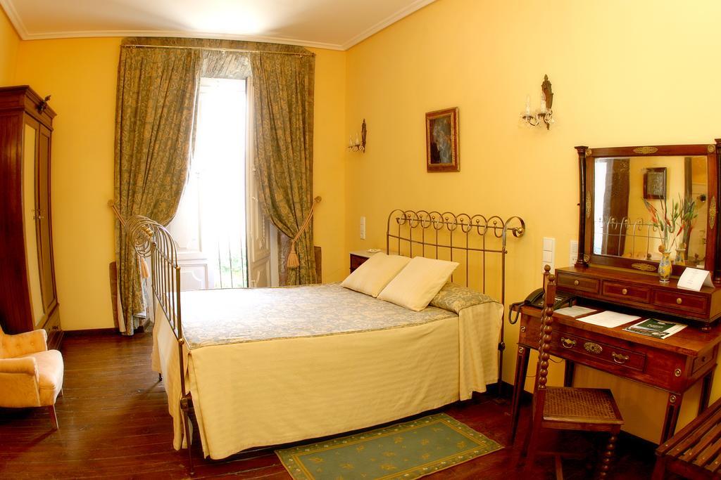 Hotel Monumento Pazo Do Castro О-Барко-де-Вальдеоррас Номер фото