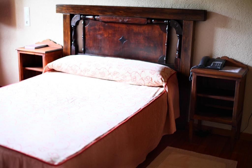 Hotel Monumento Pazo Do Castro О-Барко-де-Вальдеоррас Экстерьер фото