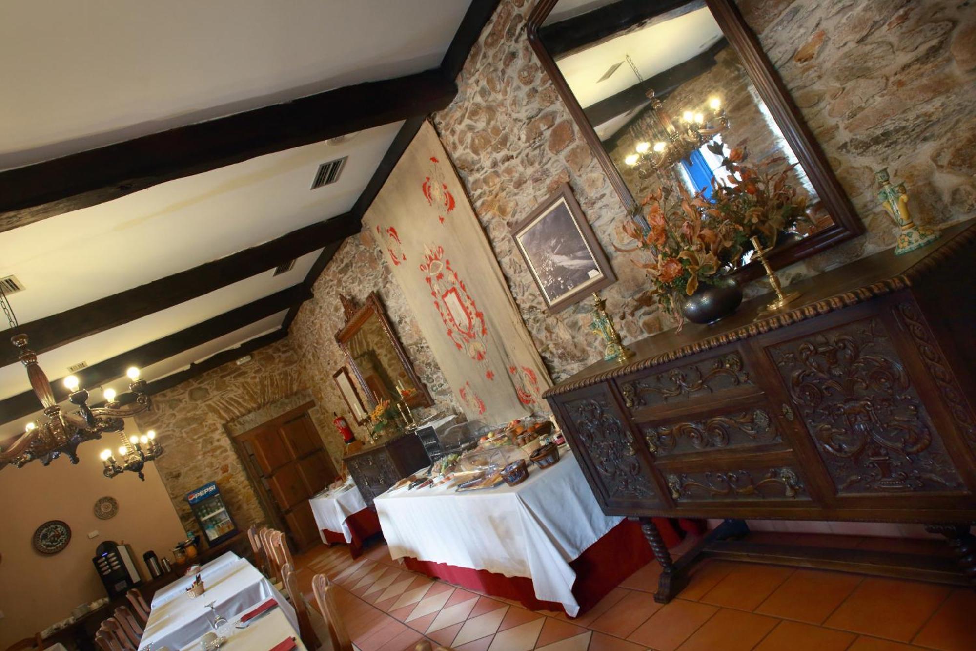 Hotel Monumento Pazo Do Castro О-Барко-де-Вальдеоррас Экстерьер фото