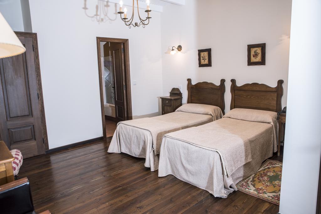 Hotel Monumento Pazo Do Castro О-Барко-де-Вальдеоррас Экстерьер фото